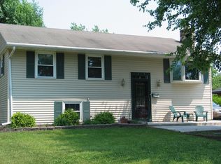 210 S Murray Hill Rd, Columbus, OH 43228