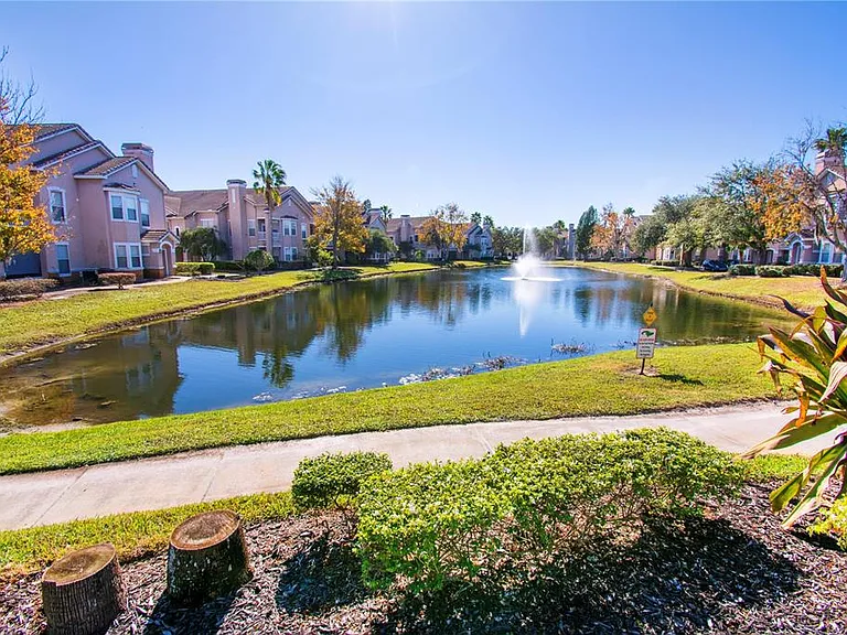 10467 Villa View Cir #10467 — Photo 27