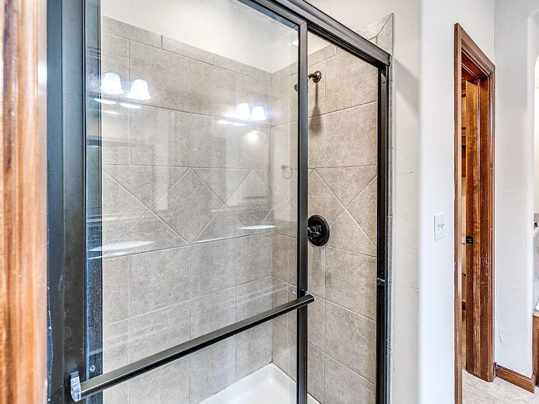 2121 Mill Creek Way — Photo 24