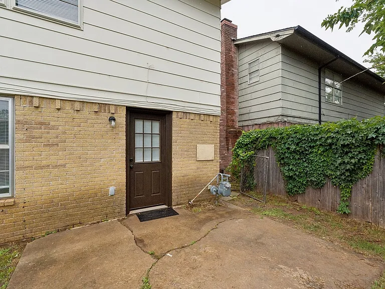 8514 Candlewood Dr — Photo 27