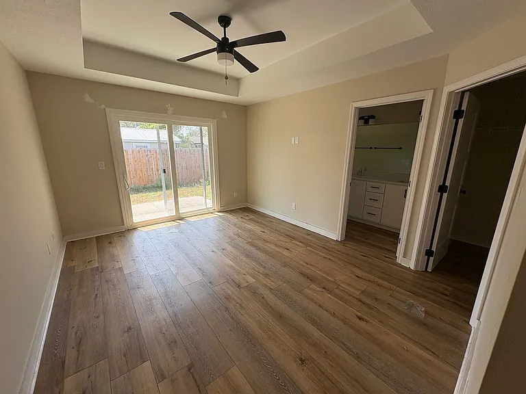 329 N Palo Alto Ave — Photo 5