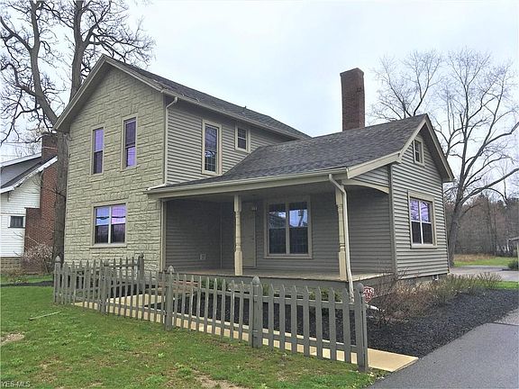 2nd image of 337 Youngstown Kingsville Rd SE