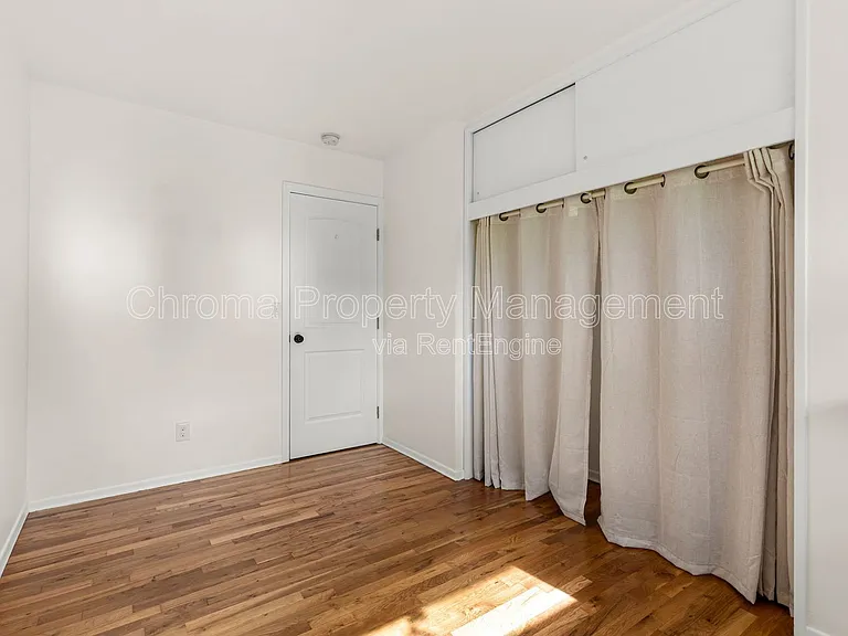 7676 N Mississippi Ave — Photo 10