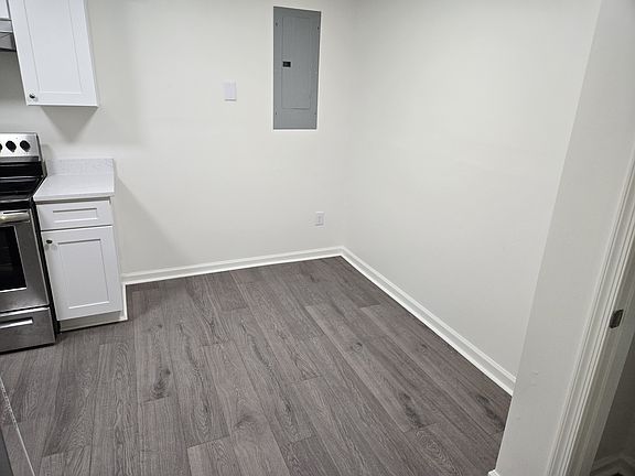 4th image of 1575 Aspin St #3