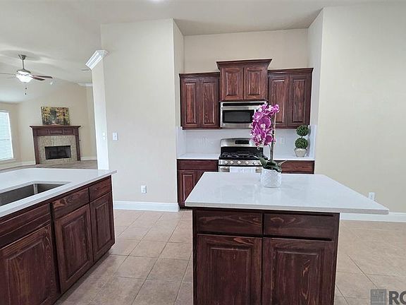 2nd image of 10368 Montrachet Dr