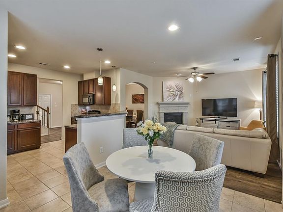 3rd image of 12918 Iris Garden Ln