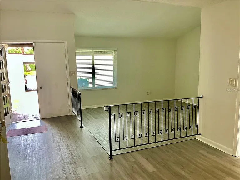 2207 Belleair Rd #B22 — Photo 5