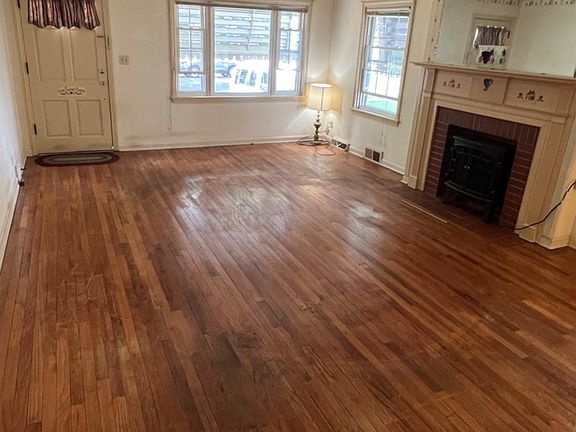 4th image of 1305 Ogontz St