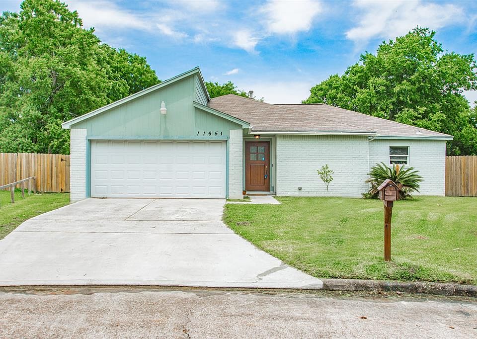 1st image of 11651 Corkwood Dr