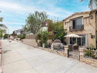 351 30th St, Hermosa Beach, CA, 90254