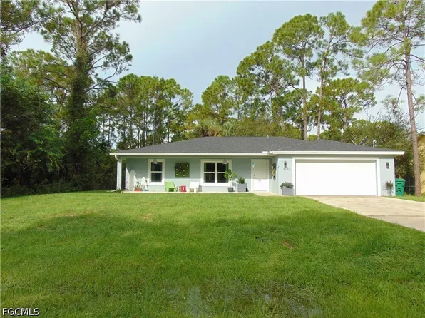8051 Rolling Cir, Labelle, FL 33935