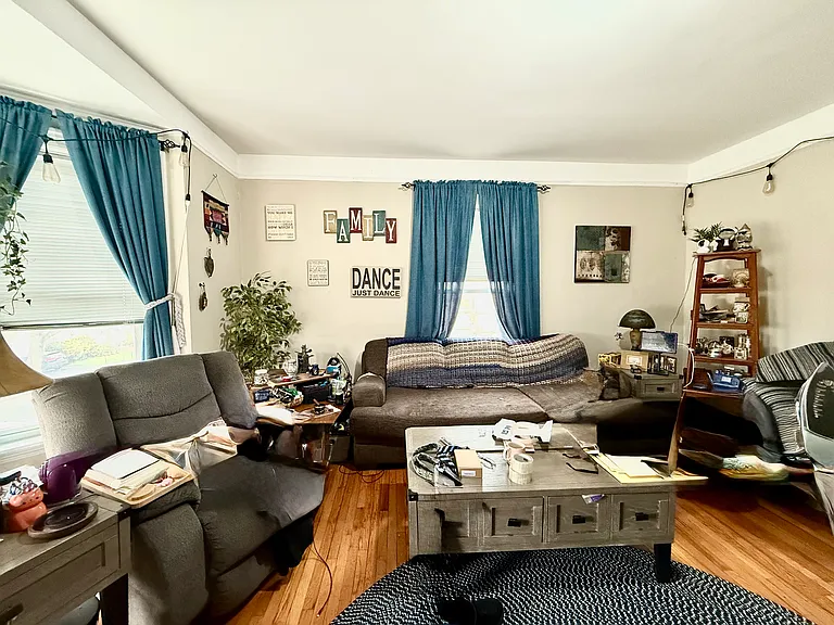 107 Ocean St #2 — Photo 2