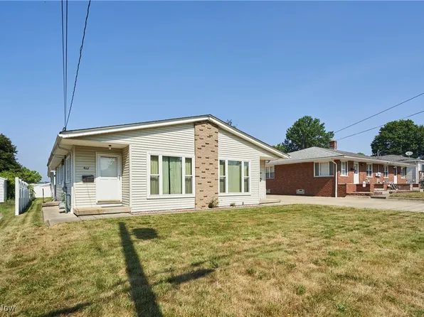 600 & 602 Hillman Rd, Akron, OH 44312