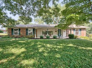 257 White Tree Ln, Ballwin, MO 63011
