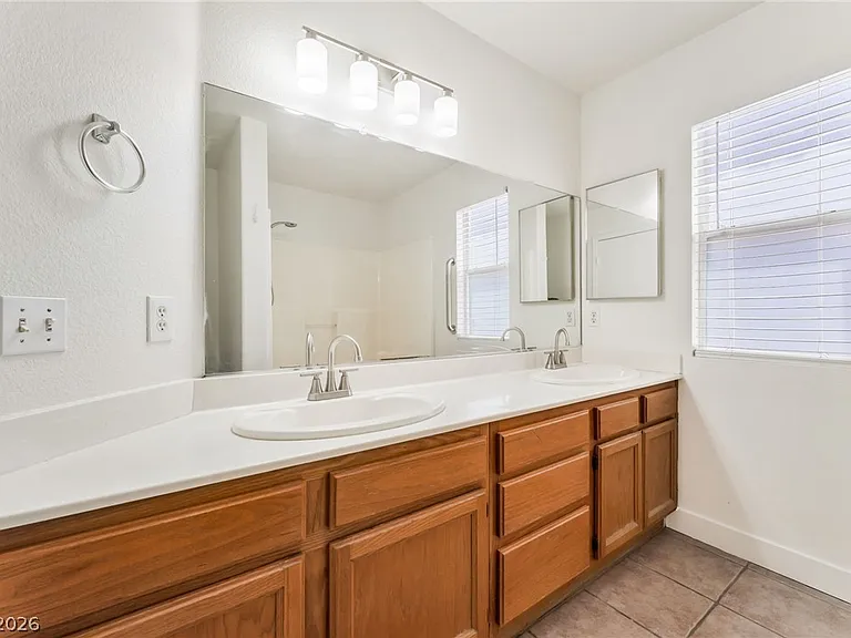 8924 Colorful Pines Ave — Photo 17