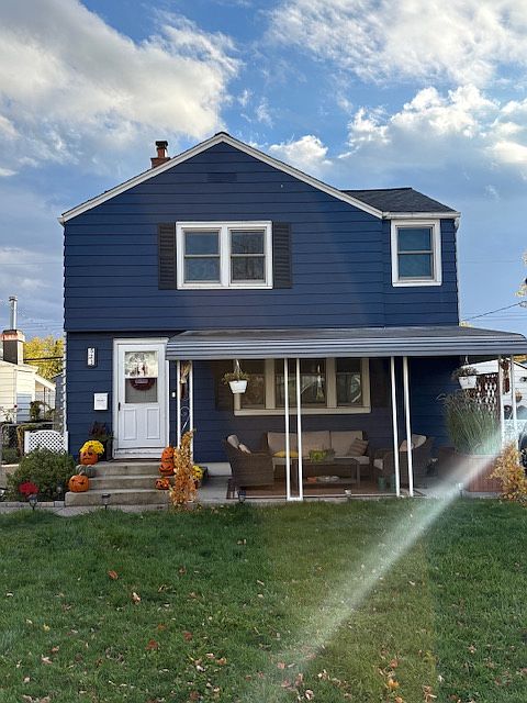 1st image of 523 Moore Ave