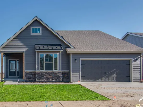 408 N Winnie Way, Lawrence, KS 66049
