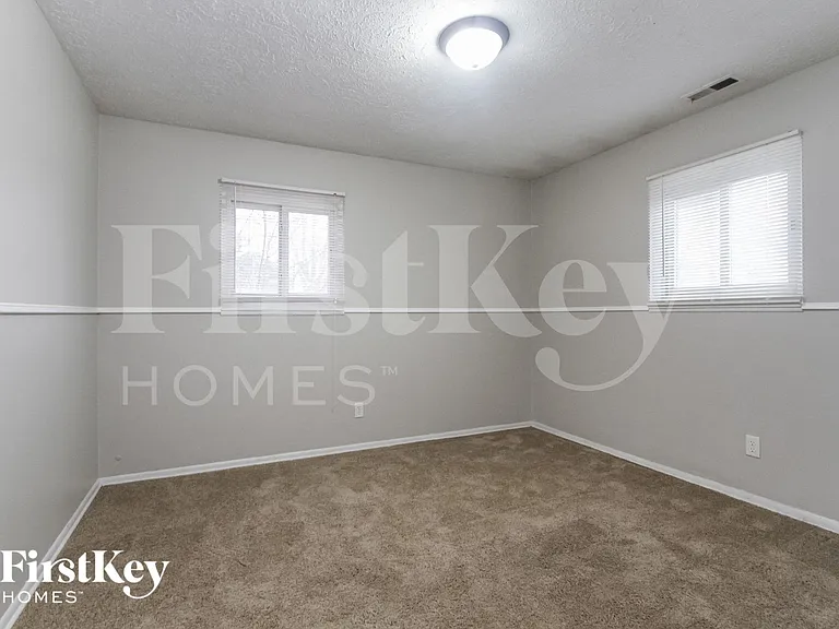 416 Ada Ln — Photo 12