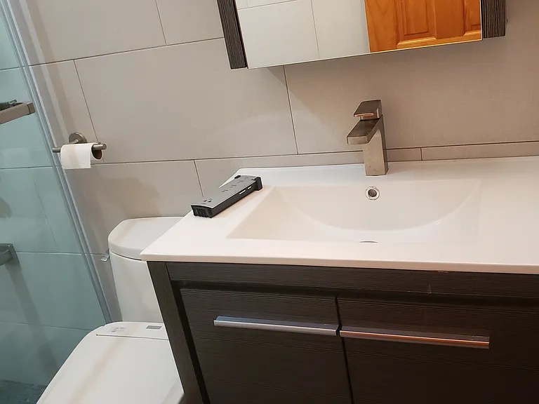 2629 E 23rd St #3F — Photo 11