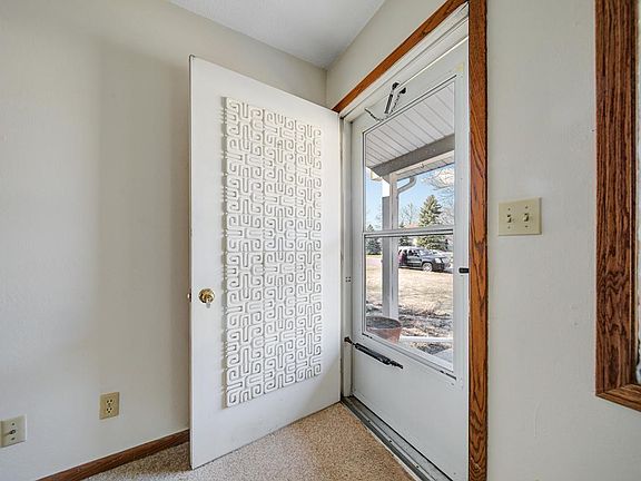 5th image of 1547 Sayles Dr