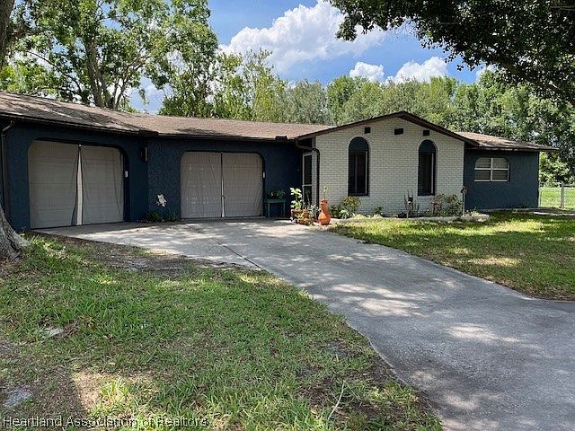 1st image of 608 Dogwood Ct