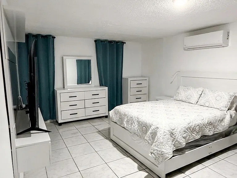 675 Calle Afrodita Venus Gdns #1 — Photo 2
