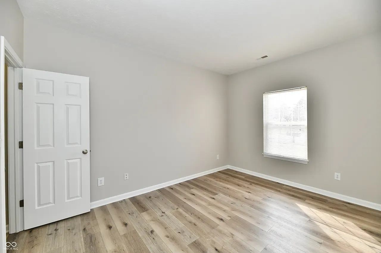 2 bed, 1250 sqft, $1,750 — Photo 4