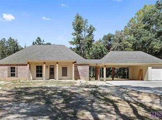 3852 Port Hudson Pride Rd, Zachary, LA 70791
