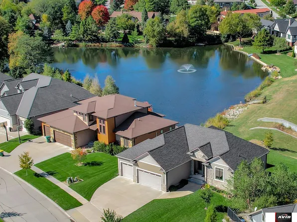 7311 Exbury Rd, Lincoln, NE 68516