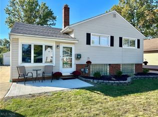31716 Daniel Dr, Willowick, OH 44095