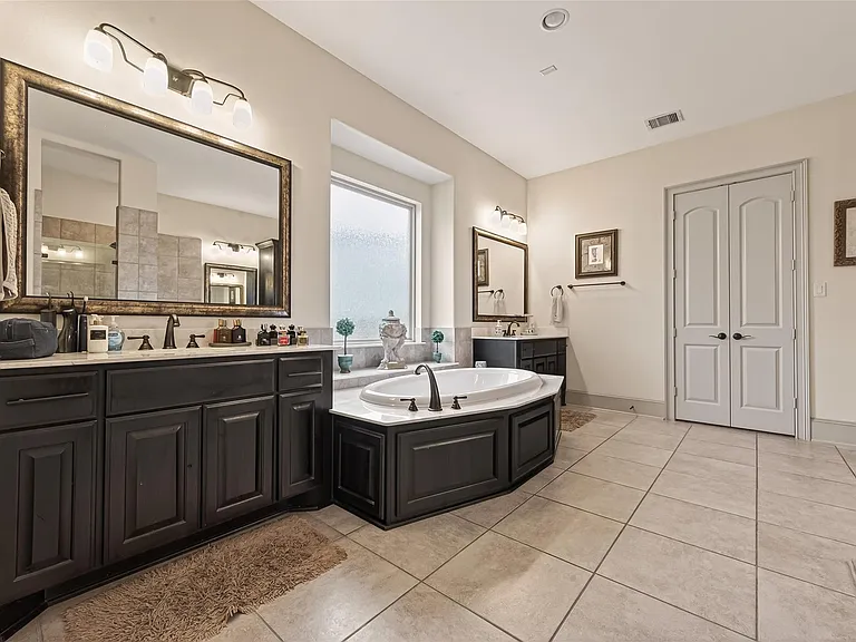 2515 Avon Gate Ct — Photo 39