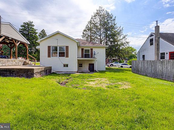 4th image of this home