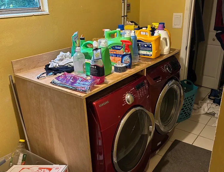 laundry room w/washer and dryer