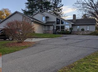 4343 Island Park Dr, Waterford, MI 48329