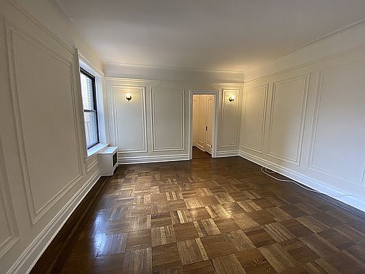 3rd image of 260 Fort Washington Ave APT 6F