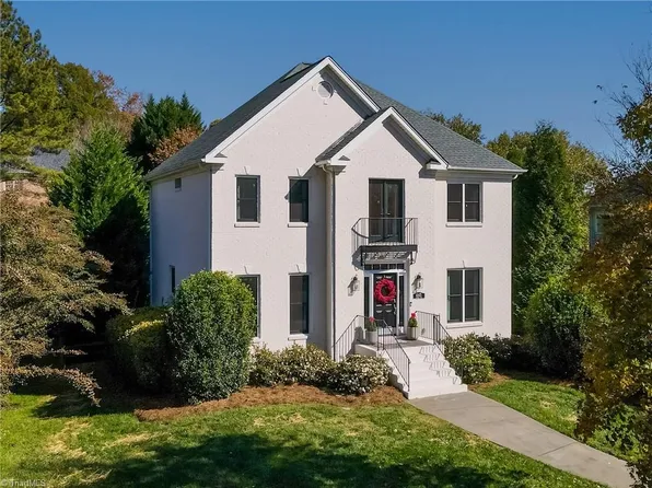 445 Ashbry Run Dr, Winston Salem, NC 27106