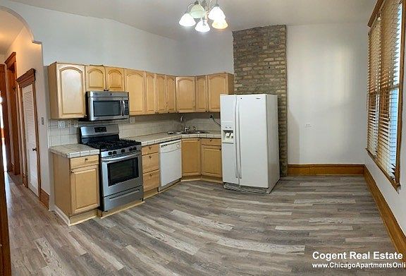 4th image of 3248 W North Ave Floor 3