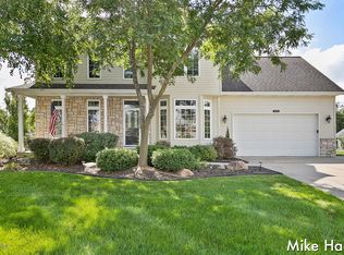 3156 Hunters Dr, Jenison, MI 49428