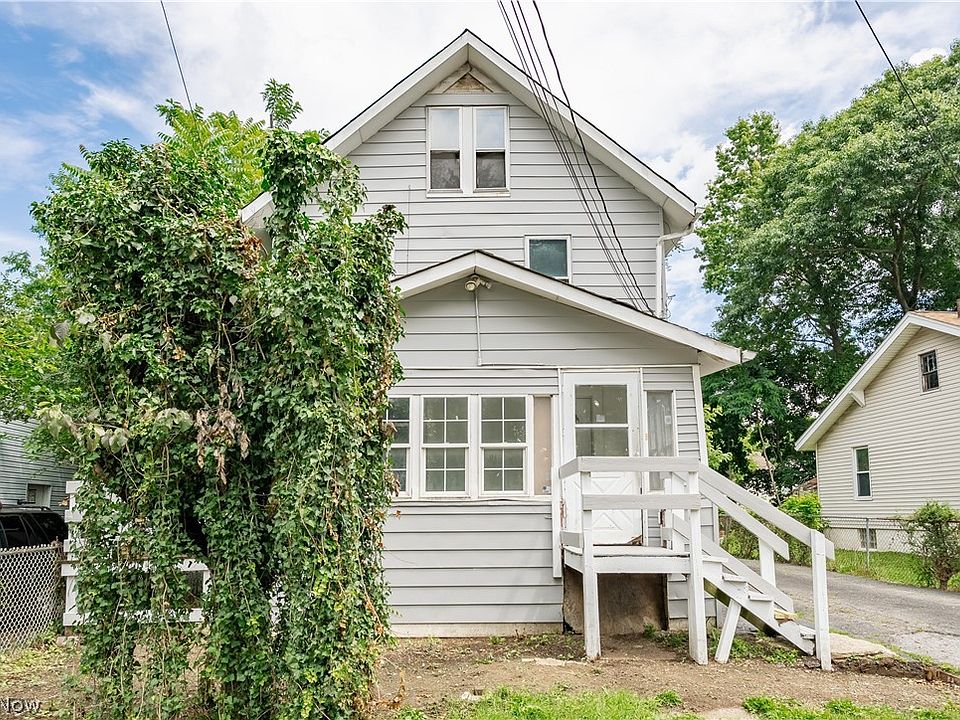 1st image of 757 Baird St