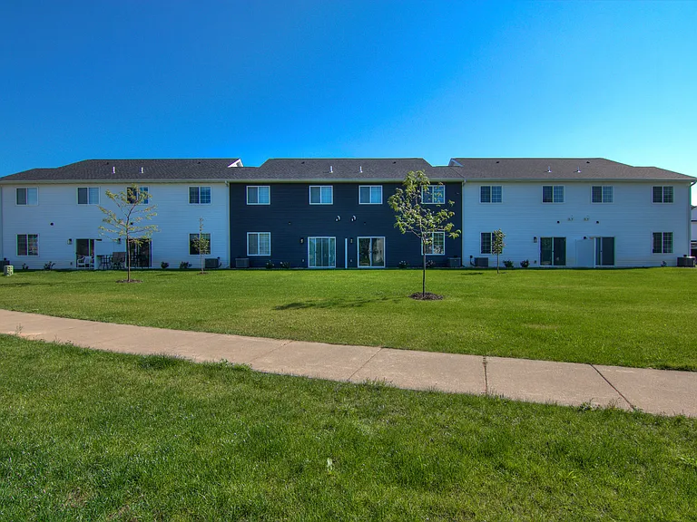 Dawes Place Townhomes — Photo 19