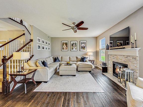 4th image of 12926 Blue Spruce Dr