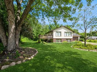 1205 Sandy Ln, Monticello, MN 55362