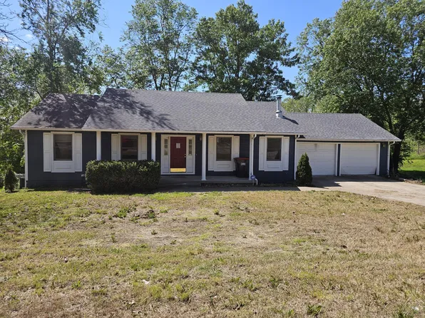 1420 Oakhill Drive, Cassville, MO 65625