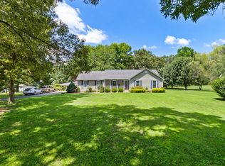 3120 Lylewood Rd, Woodlawn, TN 37191