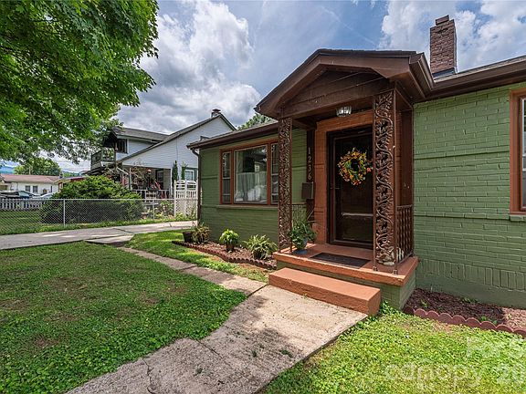 3rd image of 1236 Brown Ave