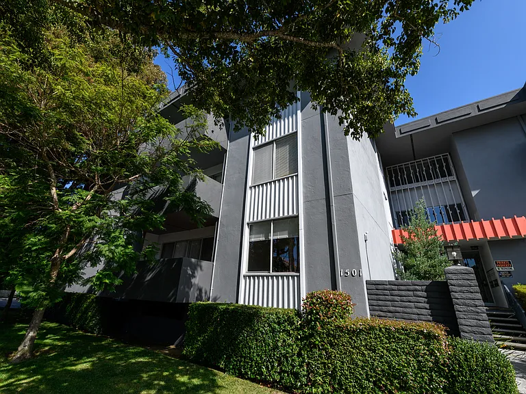 1501 Ralston Apartments — Photo 6