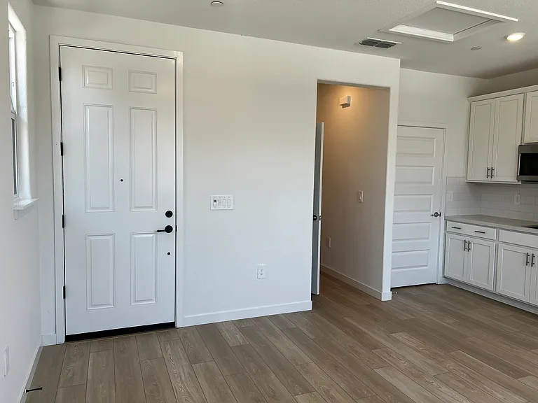 5491 Pacific Yacht Way — Photo 4