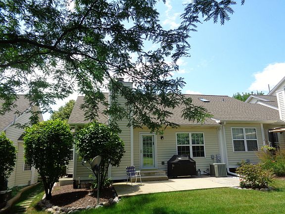 2nd image of 310 Normandie Dr
