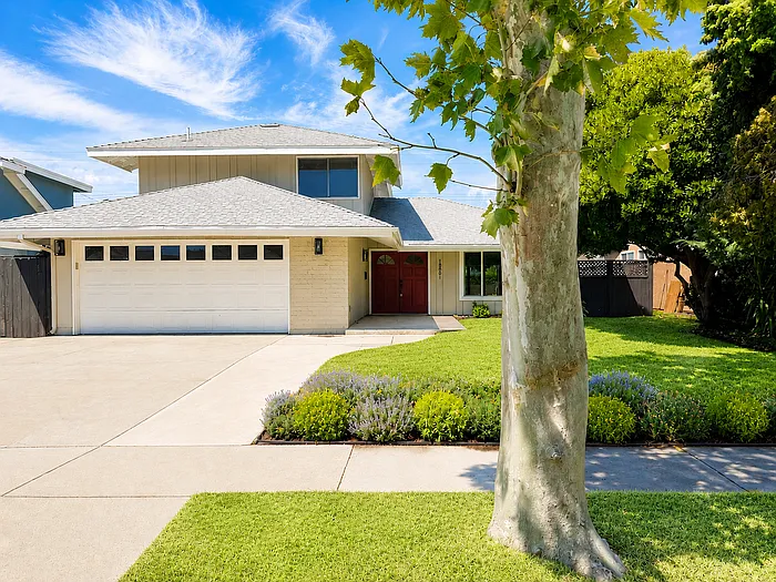 4 bed, 3.0 bath, 1694 sqft, $4,395 — Photo 1
