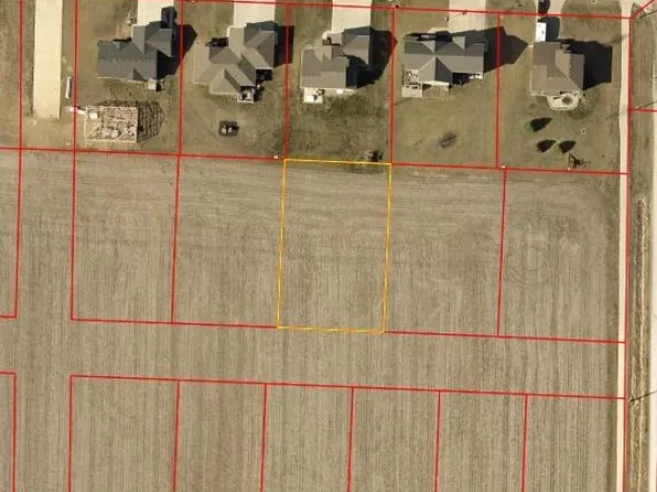 608 Patton Ave, Avoca, IA 51521